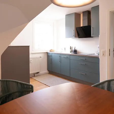 Apartment Meerjungfrau - W14, Zentral In Bahnhofsnaehe, Kueche Ulm